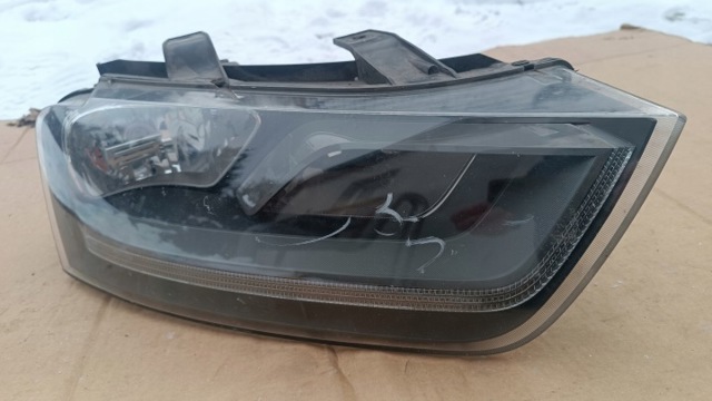 Правая блок фара 8U0941004 VAG