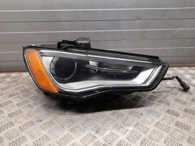 Правая блок фара 8V0941006B VAG
