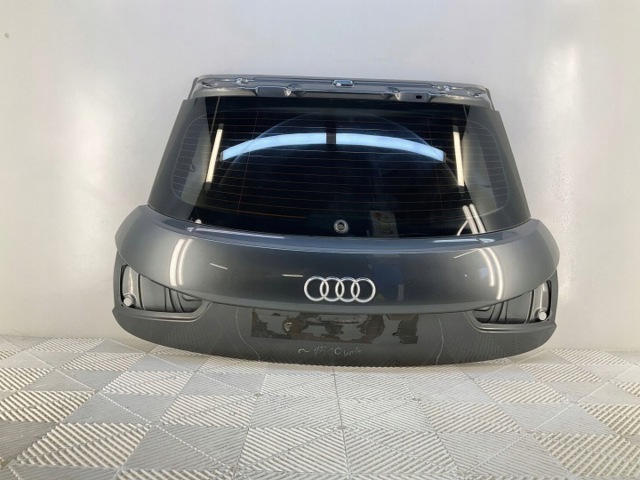 Дверь задняя багажная 8X4827023B VAG