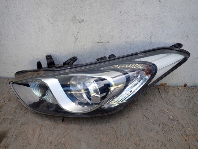 Фара левая передняя 92101A6060 HYUNDAI