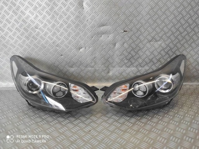 Блок фара левая 92101F1040 HYUNDAI