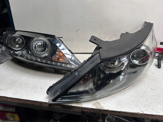 Фара основная правая 921023U250 HYUNDAI