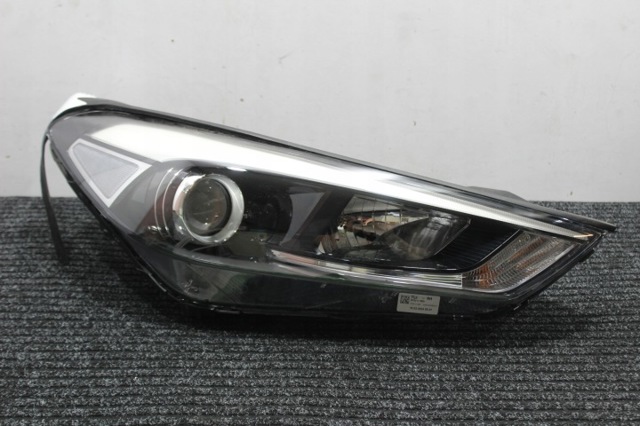 Фара комбинированная, передняя 92102D7001 HYUNDAI
