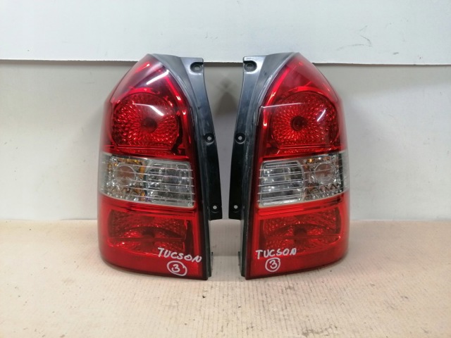 Левый стоп 924012E0 HYUNDAI