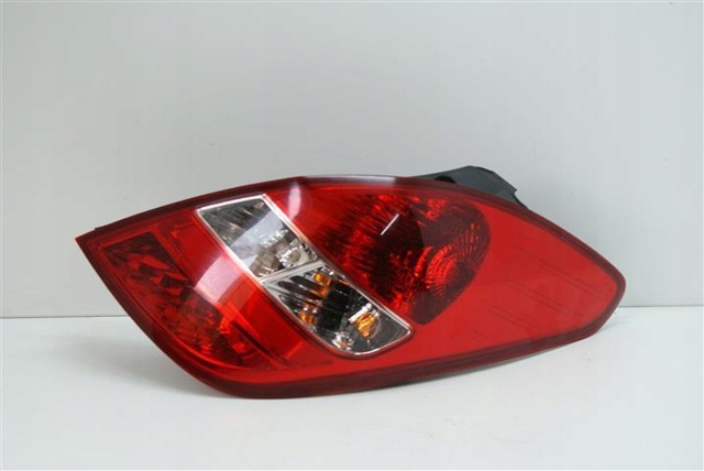 Правый стоп 924021J000 HYUNDAI