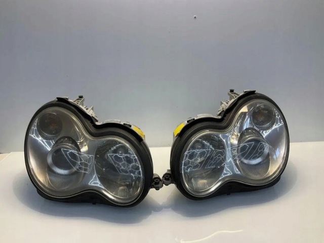 Основная фара в сборе левая A2038203559 MERCEDES