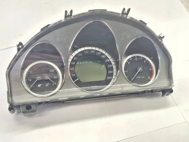 Дисплей многофункциональный A2048205497 MERCEDES