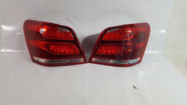 Задняя левая фара A2049066003 MERCEDES