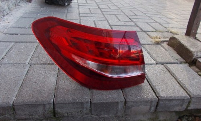 Фонарь задний левый A2059060557 MERCEDES