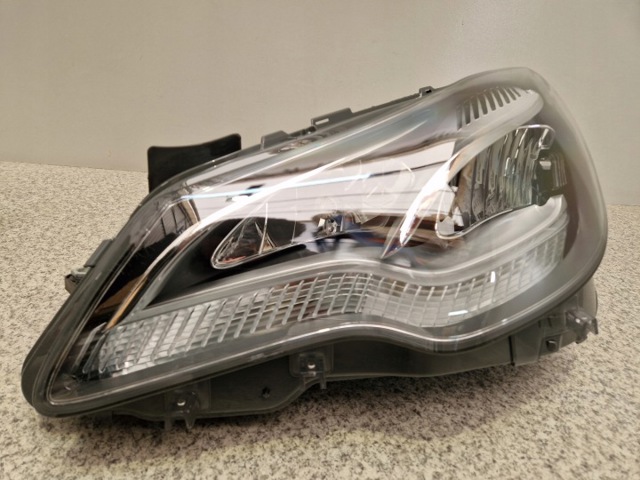 Фара дальнего света в сборе A2078207961 MERCEDES