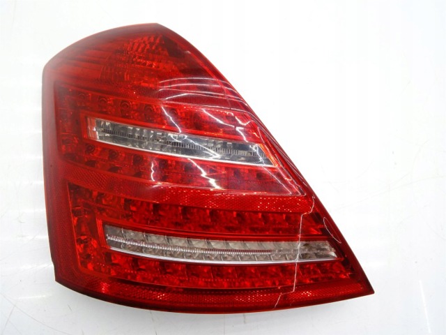 Фонарь задний левый A2218201364 MERCEDES