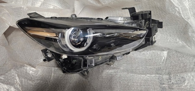 B63C51030 Mazda