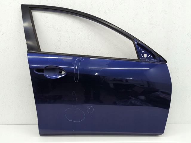 Пассажирская передняя дверь BBY95802XF MAZDA