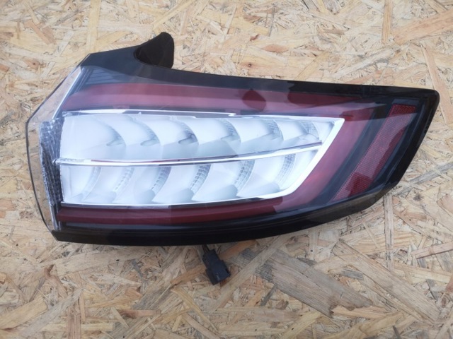 Фонари задние HT4B13404DA FORD