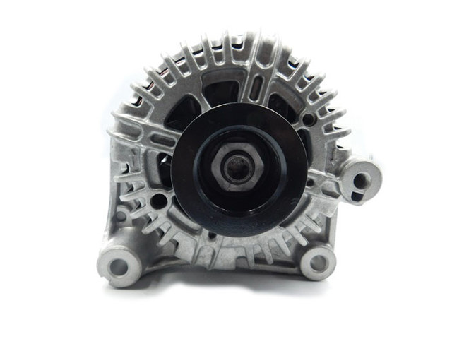 Автомобильный генератор TG15C072 VALEO