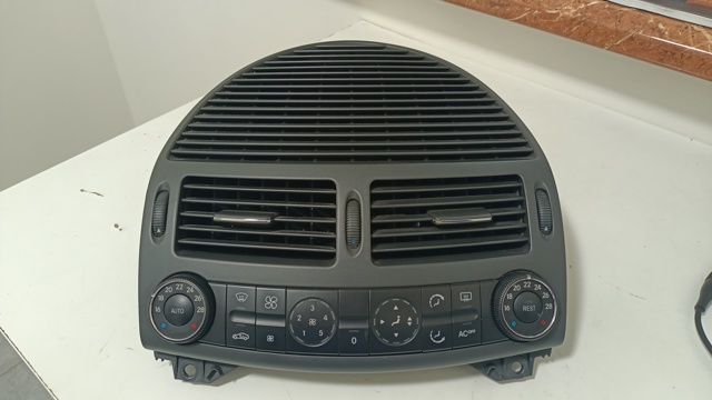 Механизм управления кондиционером 2118300385 MERCEDES