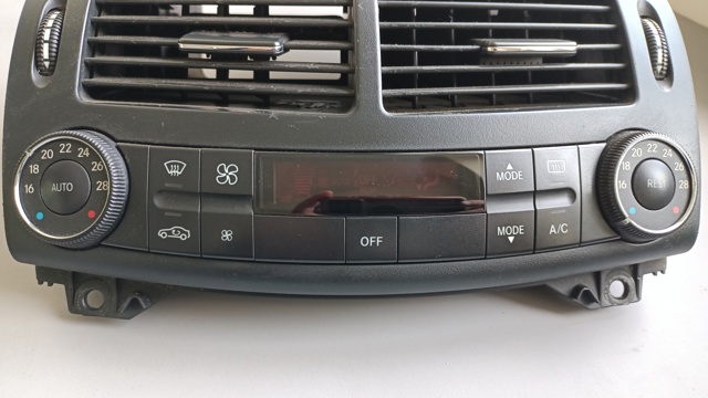 Регулятор вентилятора отопителя 2118302090 MERCEDES