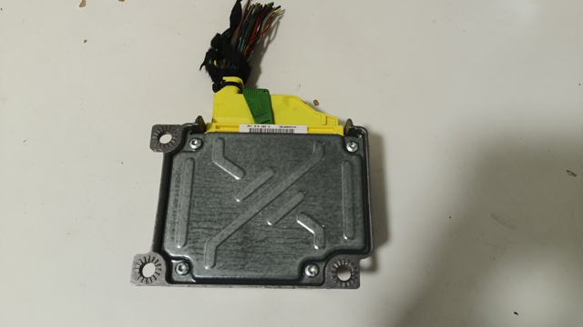 2118701185 MERCEDES Модуль-процессор управления подушкой безопасности (ЭБУ AIRBAG) купить в Полтава