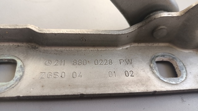 2118800228 MERCEDES Петля капота правая купить в Днепр