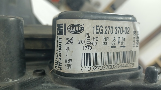OPEL 24451033 Фара правая в наличии Киев