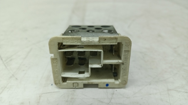 GM 52475432 Резистор печки в наличии Украина