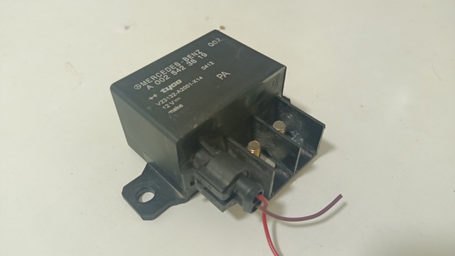 Реле высокого тока A0025423819 MERCEDES