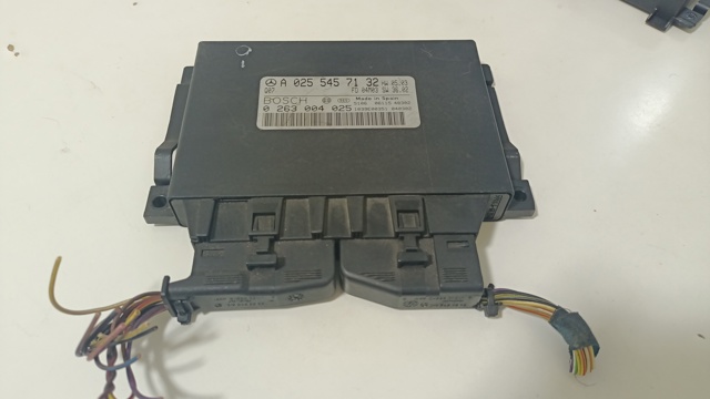 Модуль управления (ЭБУ) парктроником A0255457132 MERCEDES