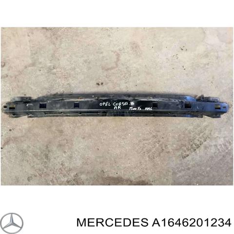 Буфер бампера переднего A1646201234 MERCEDES