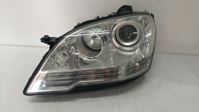 Фара дальнего света в сборе A1648202159 MERCEDES