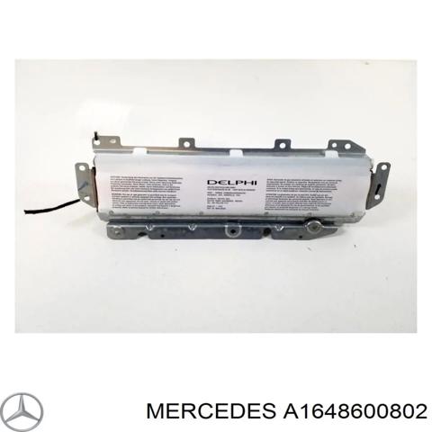 Подушка безопасности защиты коленей A1648600802 MERCEDES