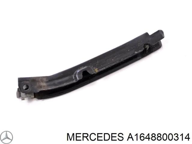 Направляющая переднего бампера, левая A1648800314 MERCEDES