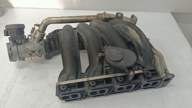 A6110903637 MERCEDES Впускной коллектор купить в Львов