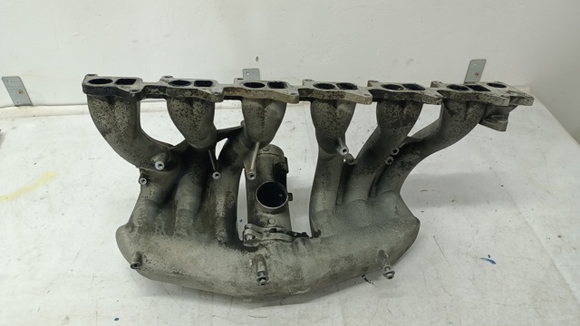 Впускной коллектор A6130900737 MERCEDES