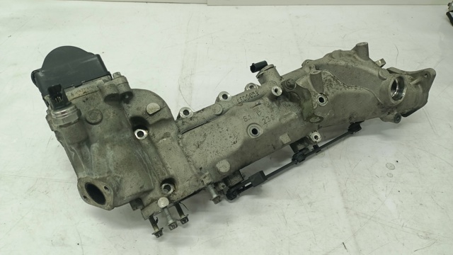 MERCEDES A6420902737 Коллектор впускной левый в наличии Киев