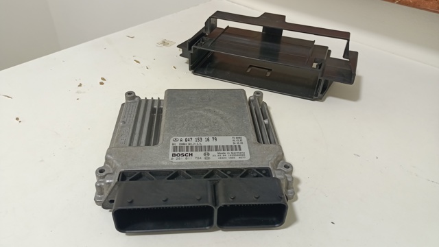 Модуль управления двигателем A6471531679 MERCEDES