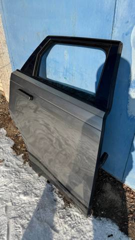 Задняя правая дверь LR091719 LAND ROVER