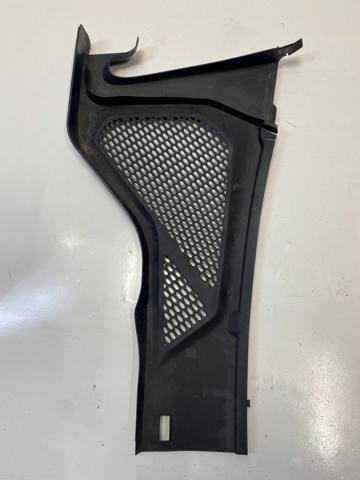 Жабо, правое 64319245594 BMW