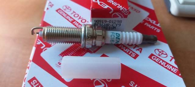 Свеча 9091901298 TOYOTA