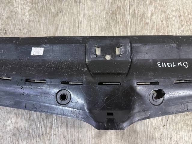 BMW 51767461970 Накладка передней панели (суппорта радиатора) верхняя в наличии Ровно