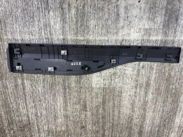 87731J9500 HYUNDAI Накладка двери задней левой купить в Каменское