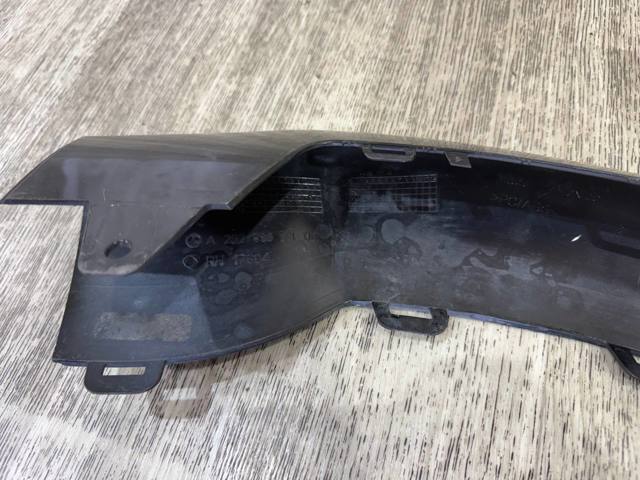 MERCEDES A2928850400 Накладка бампера переднего правая в наличии Чернигов