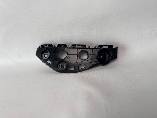 Крепление бампера 525360E020 TOYOTA