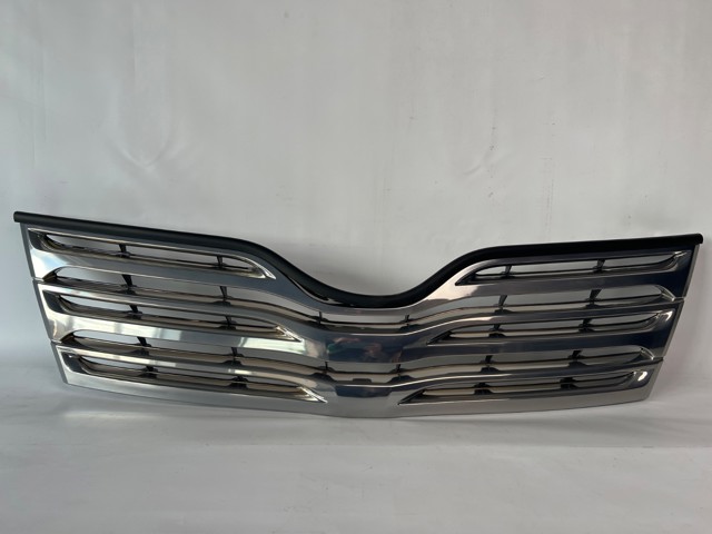 Облицовка радиатора 531010T010 TOYOTA