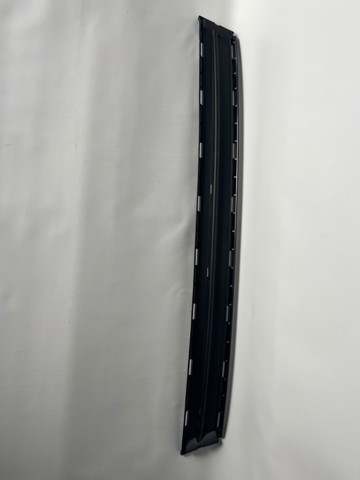 Решетка бампера переднего центральная Lexus RX 270/350/450H