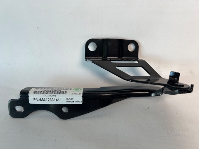 Петля капота, правая B45A52410A КИТАЙ