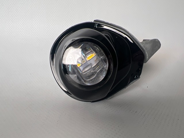 Противотуманка левая B63B51690 КИТАЙ