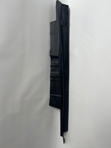 Уплотнитель крыла DS7Z5802039A КИТАЙ