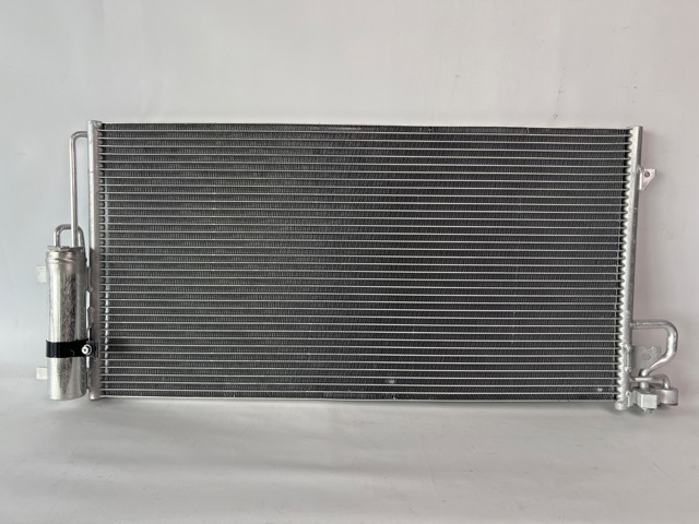 Радиатор кондиционера EJ7Z19712B КИТАЙ