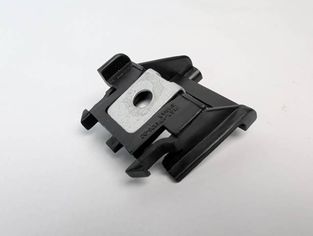 Усилитель переднего бампера  F1EZ17C972A КИТАЙ