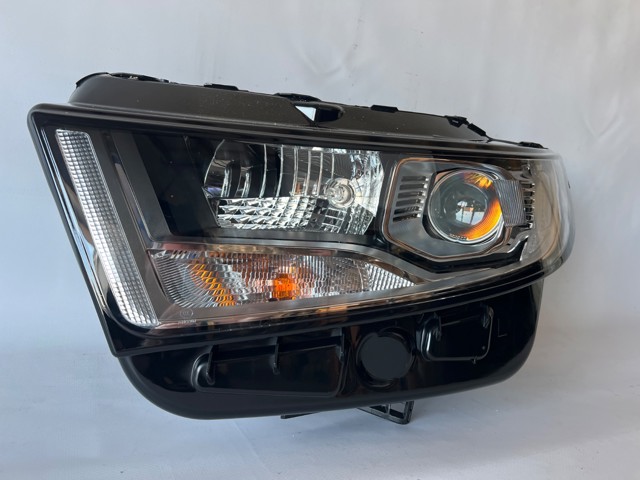 Фара левая FT4Z13008F КИТАЙ